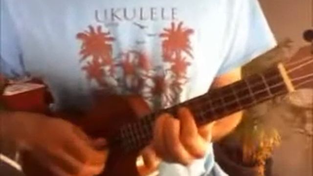 Tous les mêmes - Stromae - ukulele cover смотреть онлайн