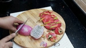 1#how to cut dragon fruit /pitaya||как нарезать драгон фрукт||كيفية تقطيع البيتايااو #فاكهة التنيني