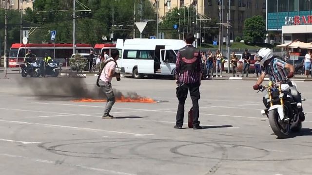 Открытие мотосезона в Волгограде. 2019г. смотреть онлайн
