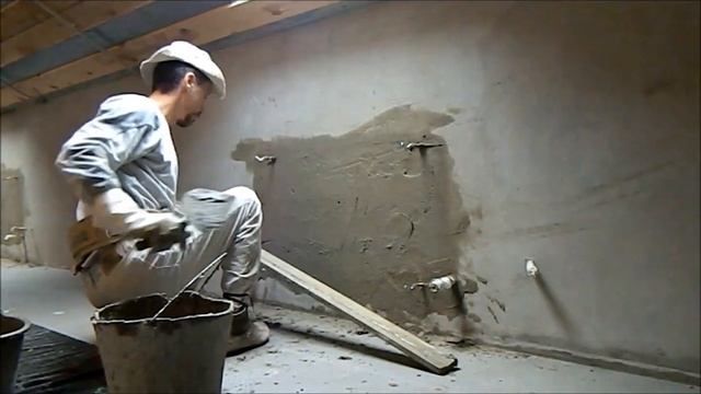 Штукатурка за батареей.