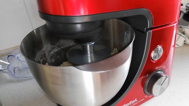 Robot planetarny TEFAL MasterChef GOURMET QB515G38 - wyrabiania ciasta na pierogi ? смотреть онлайн