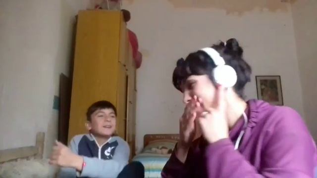 WHISPER CHALLENGE CON TATIANA BRIAN - LUCIANO PATRONI смотреть онлайн