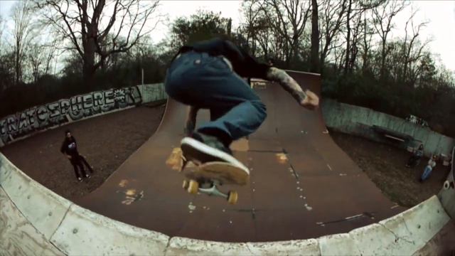Reggie Kelly, Justin Brock, Dennis Busenitz - Atlanta Crew - Trannies смотреть онлайн