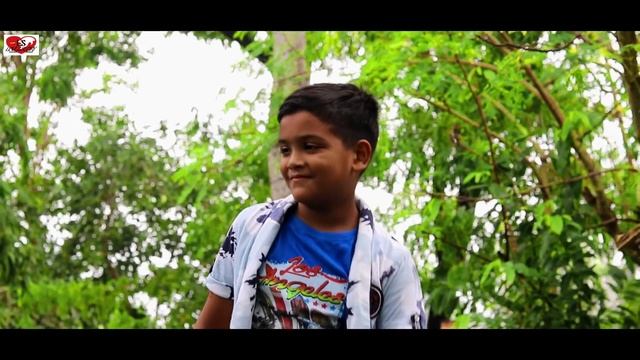 Le gayi Le gayi | Mujhko Hui Na Khabar | Dil To Pagal Hai | Cute Love Story | Love &Story смотреть онлайн