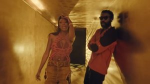 Клип Aya Nakamura - Dégaine feat. Damso (Clip officiel)