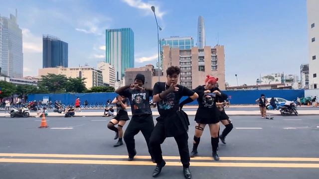 [KPOP IN PUBLIC] (G)I-DLE ((여자)아이들) - "TOMBOY" Dance cover by M.I.X from Vietnam смотреть онлайн