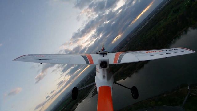 Hobby Zone Aeroscout s2 1.1mm Flight:Dusk, Orchard Beach Parking Lot, Windy, Aerobatics, RunCam4k. смотреть онлайн