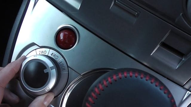Mitsubishi Delica D5 G 4WD смотреть онлайн