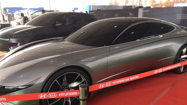 [4K] Hyundai Le Fil Rouge, HDC-1 Concept Car смотреть онлайн