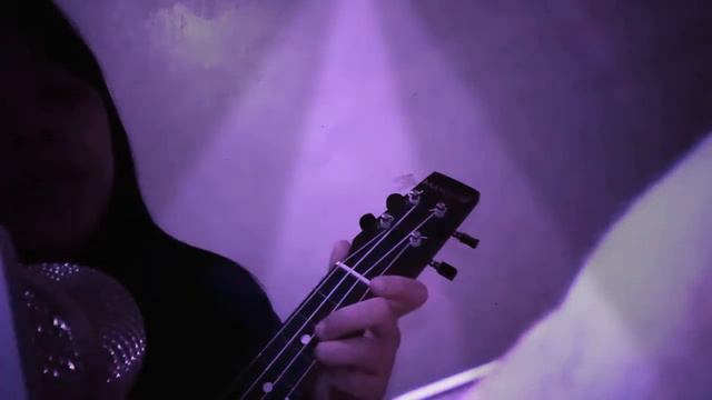 Can't help falling in love|short ukulele cover|easy смотреть онлайн
