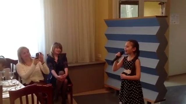 Дина в день рождения бабушки. смотреть онлайн