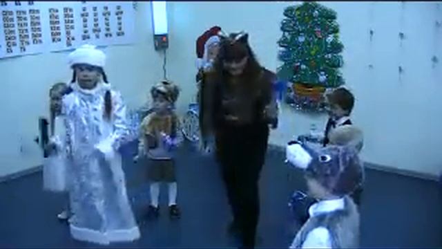 Новогодний утренник в младшей группе смотреть онлайн
