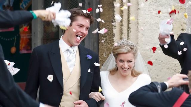 The Truth About Prince William And Prince Harry's Stepsister смотреть онлайн