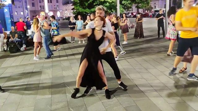 Танец это способ достичь красоты Харьков Август 2021 смотреть онлайн