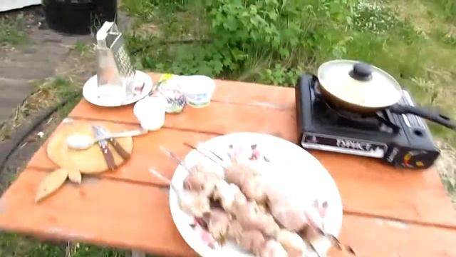 Готовим на даче шашлык из свинины в маринаде"НАСЛАЖДЕНИЕ" смотреть онлайн