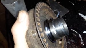 Шкода Актавия_тур,меняем подшипник на переднем колесе