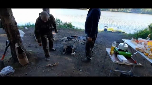 РЫБАЛКА/БУДЕМ ЖАРИТЬ КУРИЦУ смотреть онлайн
