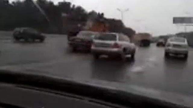 МКАД р-он рынка Садовод смотреть онлайн