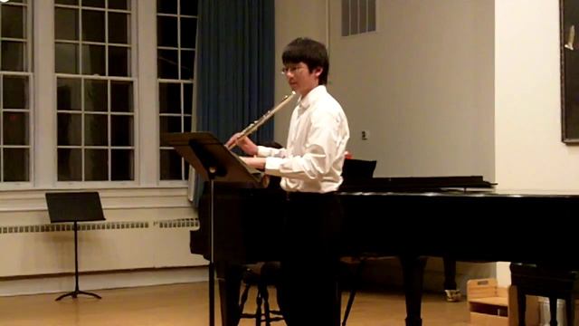 Pergolesi Concerto in G Major Spirituoso смотреть онлайн