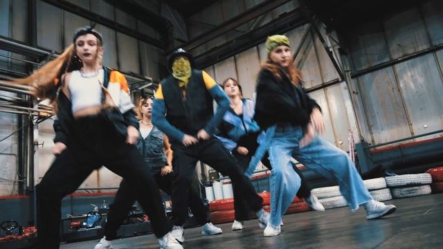 My Chick Bad смотреть онлайн