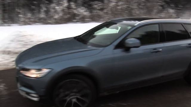 Volvo V90 Cross Country, Porsche Panamera 4S Diesel смотреть онлайн