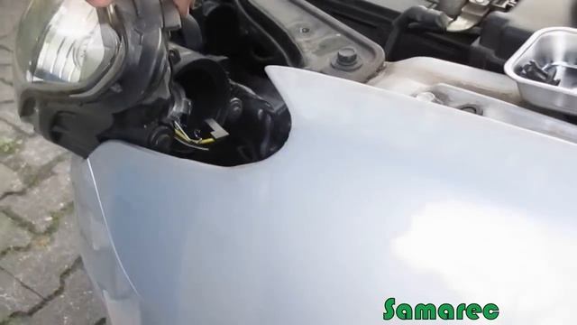 Hyundai i30 Замена ламп ближнего света и габаритных огней смотреть онлайн