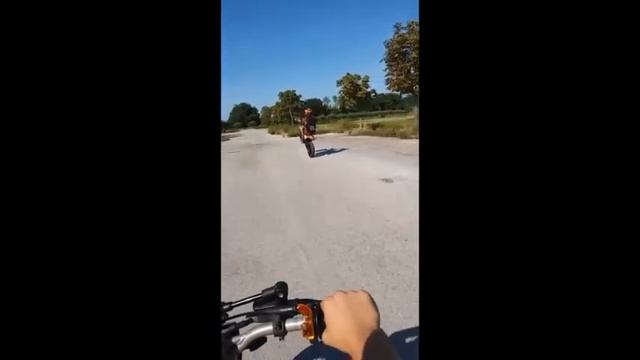 2°video Summer Wheelie смотреть онлайн