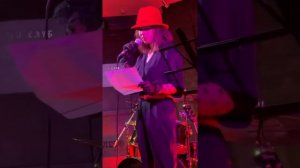 Стихи СолоМоновой «Никогда не рассказывай парню, что умеешь менять Колесо!»