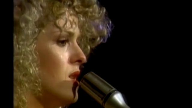 Bernadette Peters Pearl's A Singer смотреть онлайн