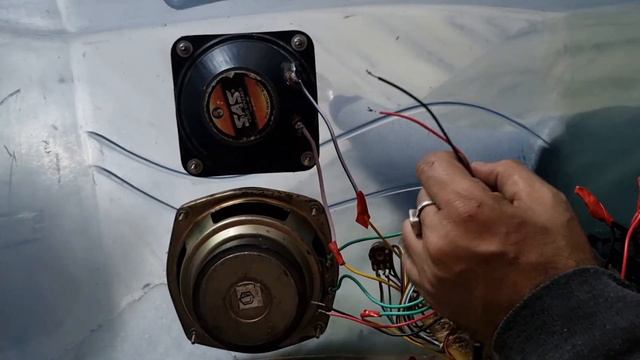 Rough Tech - Make a Video Music Player with 4440 ic Amplifier from old Home Water Purifier Box смотреть онлайн