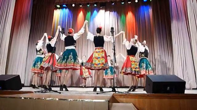 Молдавский танец (Юность) смотреть онлайн