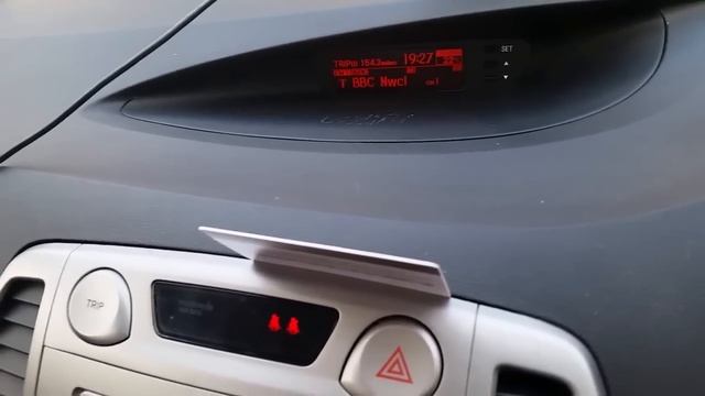 Upgrade/Retrofit of USB ipod Aux connector to Hyundai i20 смотреть онлайн