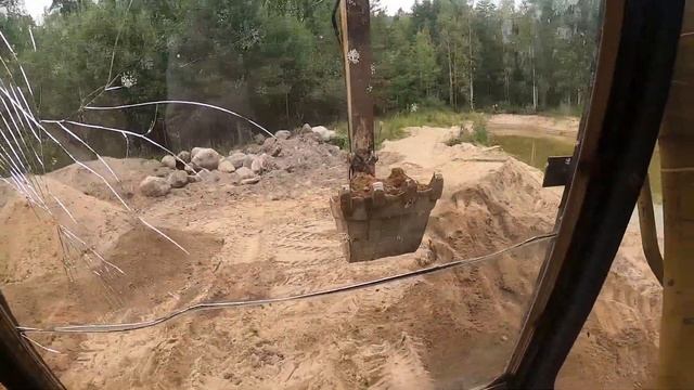 Планировка и выравнивание участка на МТЗ. Продолжаем копать озеро. смотреть онлайн