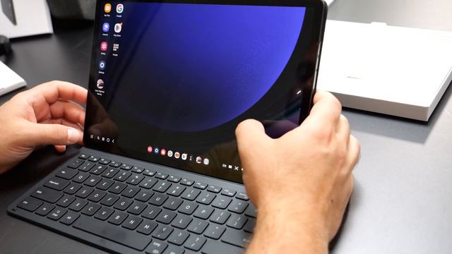 Escape the Ordinary: Dive into the Samsung Galaxy Tab S9+ Review смотреть онлайн
