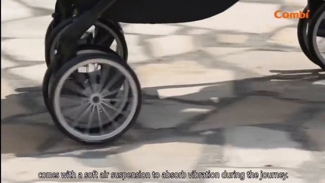 Combi Umbretta 4CAS - японская коляска с перекидной ручкой и большими колёсами смотреть онлайн