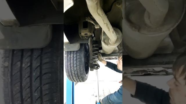 VW Polo - установили пружины с занижением, антихром значка, установка губы, замена насадки смотреть онлайн