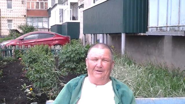 вот такая бабка у нас во дворе смотреть онлайн