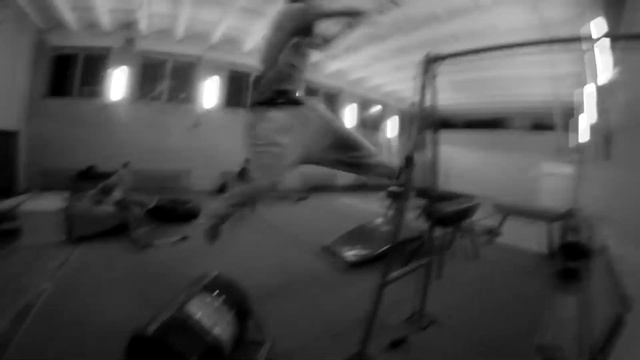 In Movement. Капризный мениск. (training) смотреть онлайн