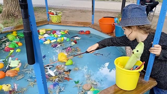 Аттракцион "Рыбалочка ".🐠🦈🐳 смотреть онлайн