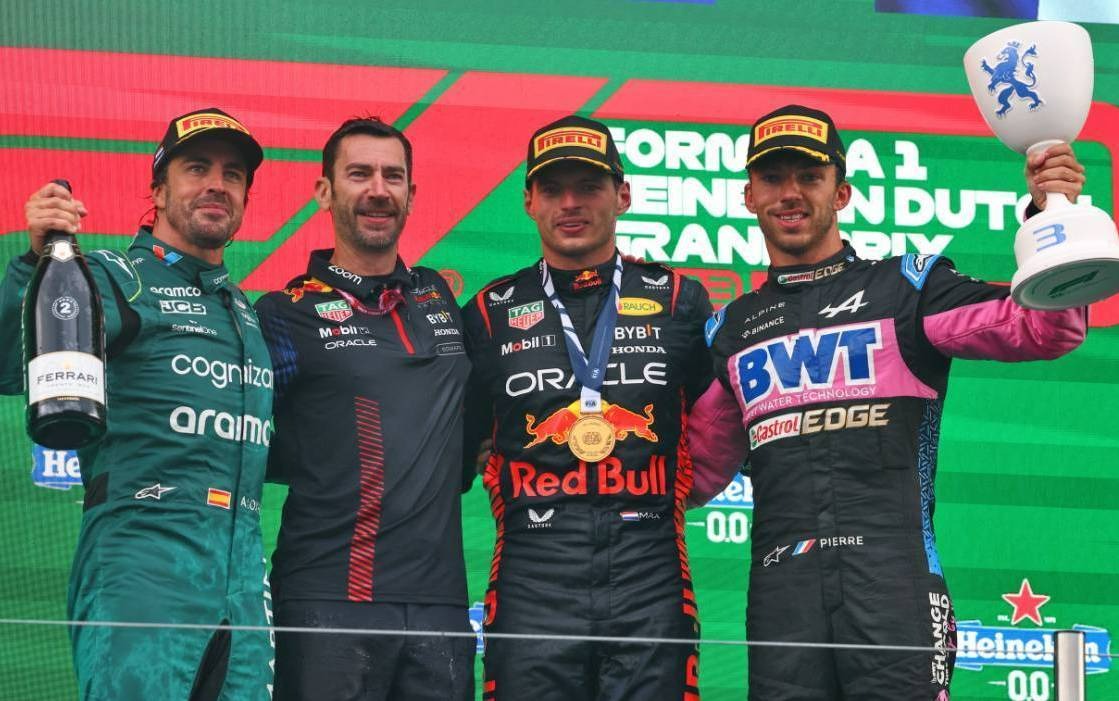 Лучшие моменты Гран-при Нидерландов 2023 смотреть онлайн