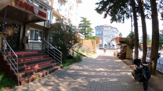 ул.Павлова и Калараш, большая прогулка! Какие изменения в августе??? ?ЛАЗАРЕВСКОЕ СЕГОДНЯ?СОЧИ. смотреть онлайн