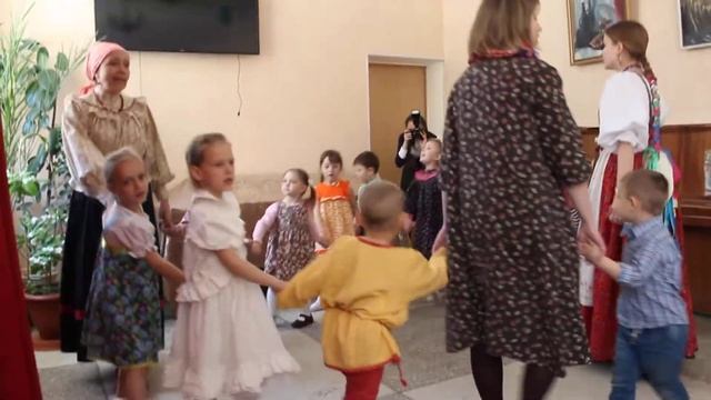 "Мак маковистый", игровой хоровод, Детская фольклорная студия "Хоровод", г.Новосибирск смотреть онлайн