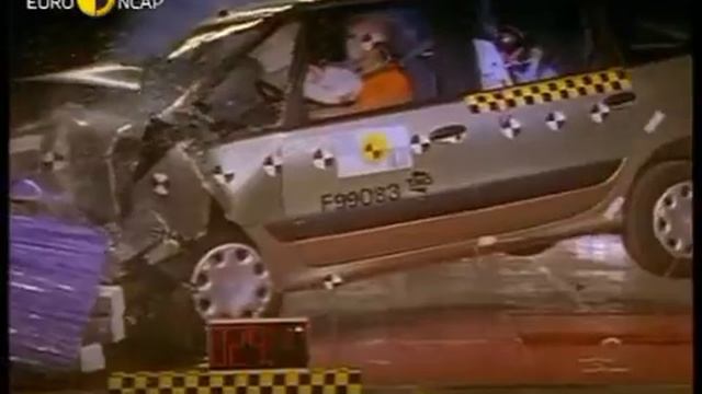 Краш тест Renault Espace 1999 (E-NCAP) смотреть онлайн