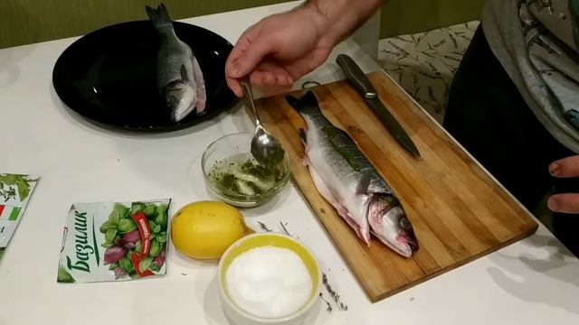 Сибас в соусе песто смотреть онлайн