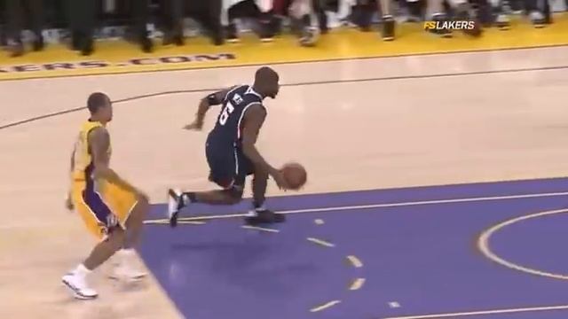 Shannon Brown AMAZING Block & Laker Bench Goin Nuts! смотреть онлайн