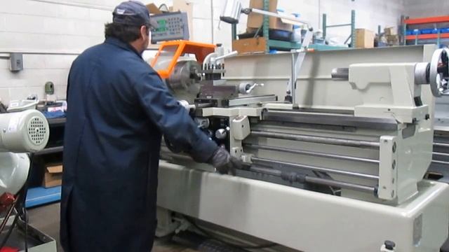 Used SERVO 16 x 40 Lathe In Superb Condition! Inch Metric Well Tooled смотреть онлайн