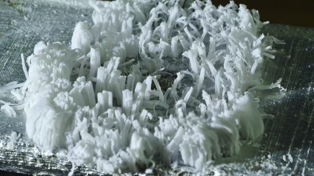 АЛЮМИНИЙ и РТУТЬ (Al+Hg timelapse) смотреть онлайн