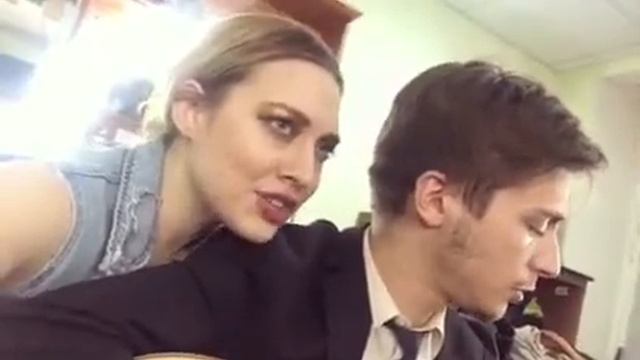 "Тот запах вымытых волос..." смотреть онлайн