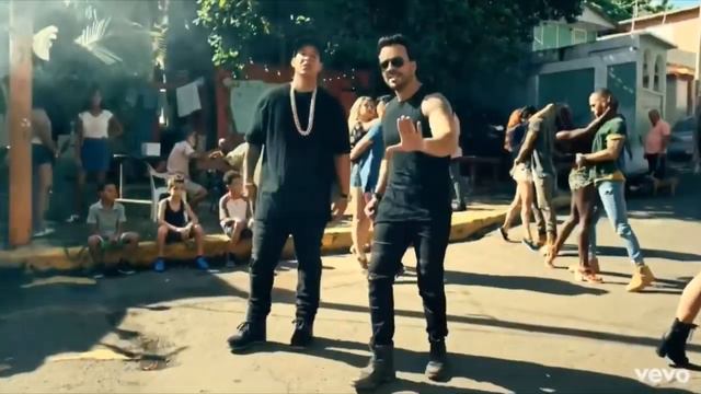 Despacito but only whenever a child is in frame смотреть онлайн