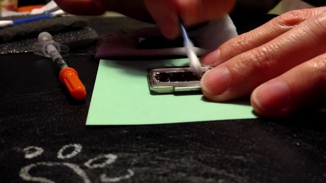 Нанесение жидкого металла Coollaboratory Liquid Pro на процессор Haswell со снятой крышкой смотреть онлайн